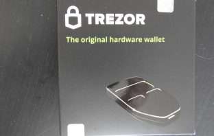 Trezor One Verpackung